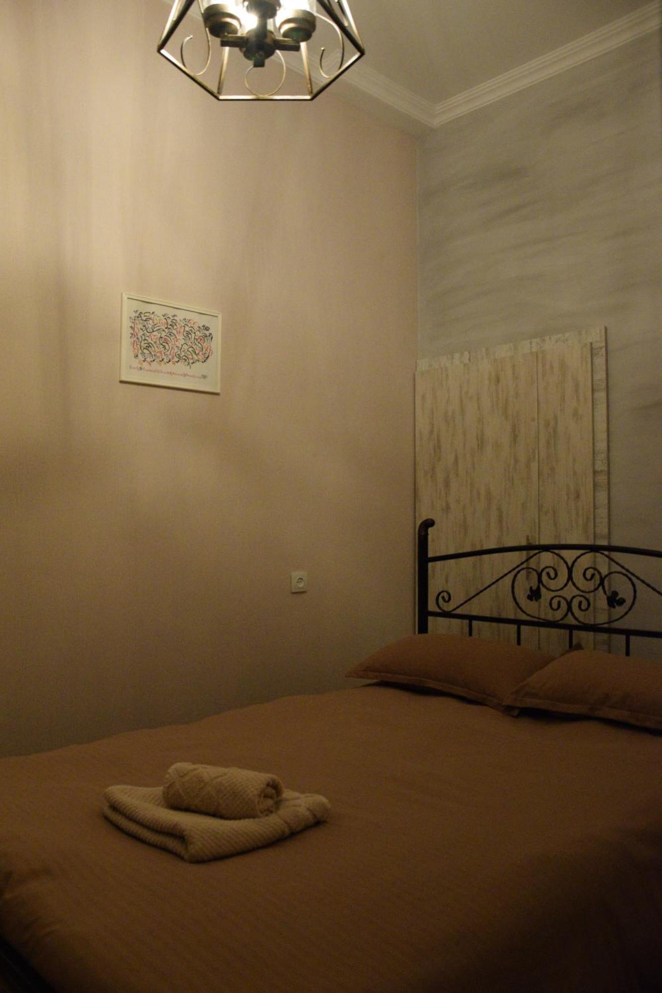 Apartamento Librarians' Flat Tiflis Exterior foto