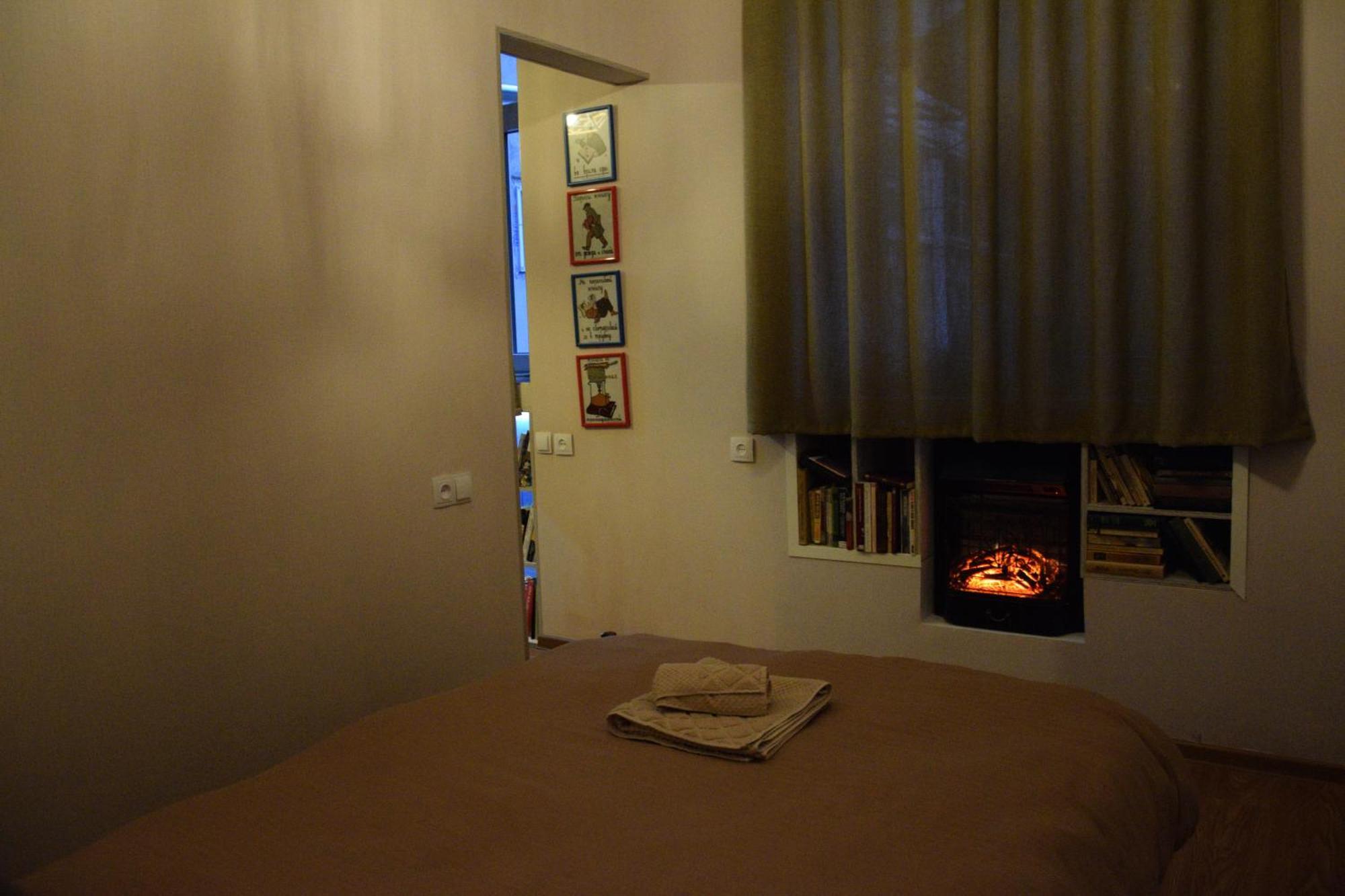 Apartamento Librarians' Flat Tiflis Exterior foto