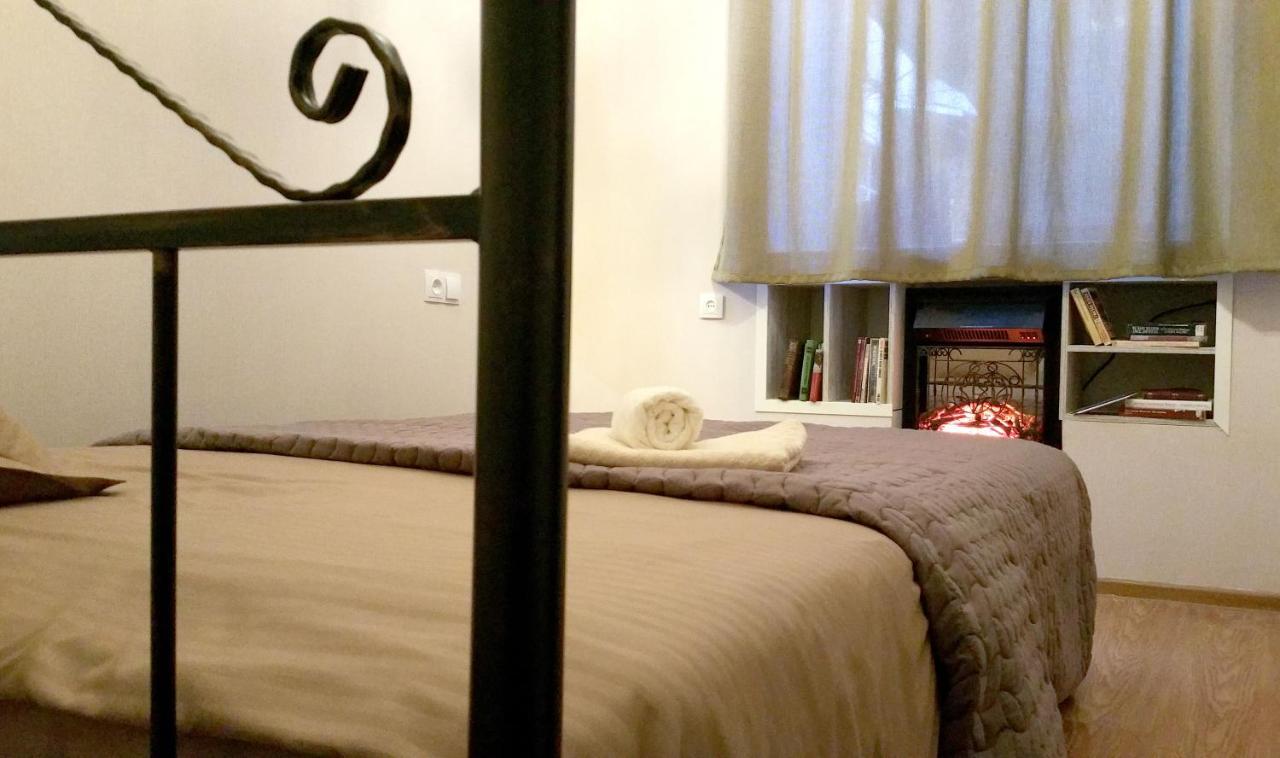 Apartamento Librarians' Flat Tiflis Exterior foto