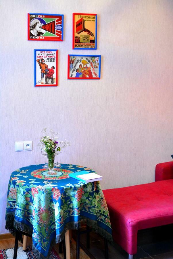Apartamento Librarians' Flat Tiflis Exterior foto